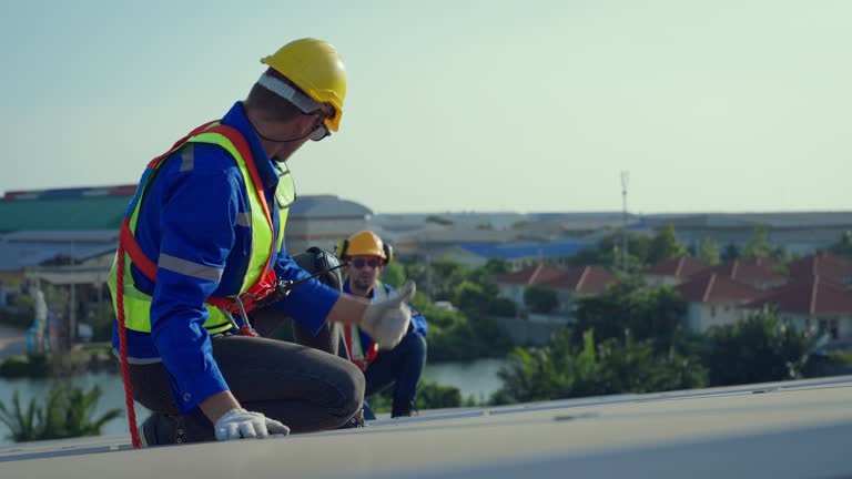 Best Hot Roofs  in Chetek, WI